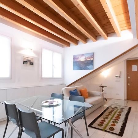 Mansarda Cola Apartment Milan Luaran gambar