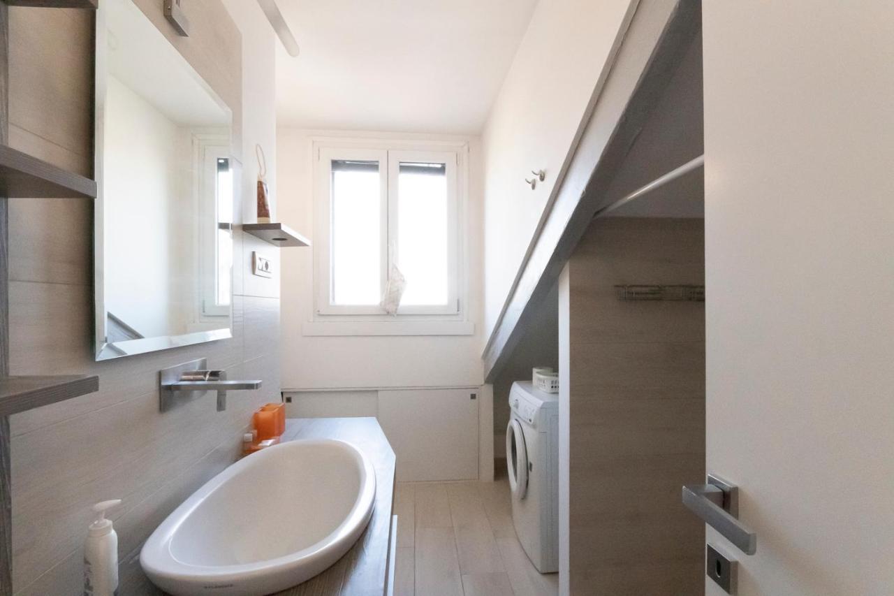 Mansarda Cola Apartment Milan Luaran gambar
